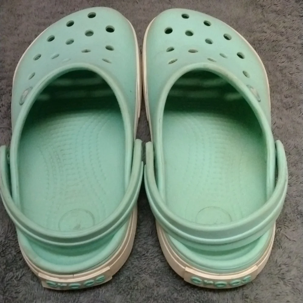 Youth CROCS in Mint Green - Size 6